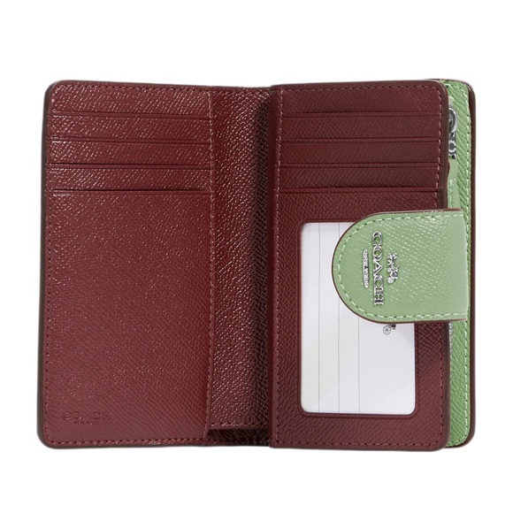 SOLD on Ⓜ️ Coach Green Wallet - Picture 2 of 8